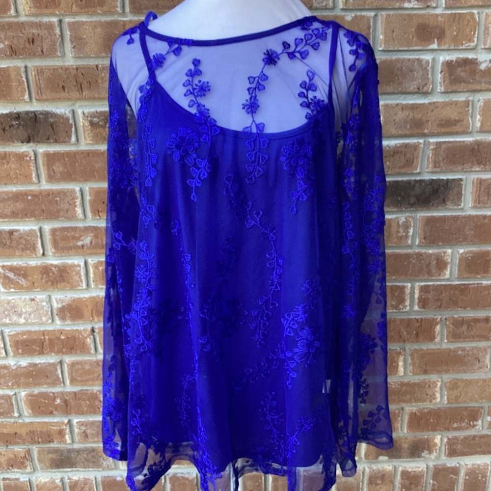 EMBROIDERED 2PC LACE BLOUSE TOP CAMI ( Size: 1X & 2X) ( Dark Sapphire )